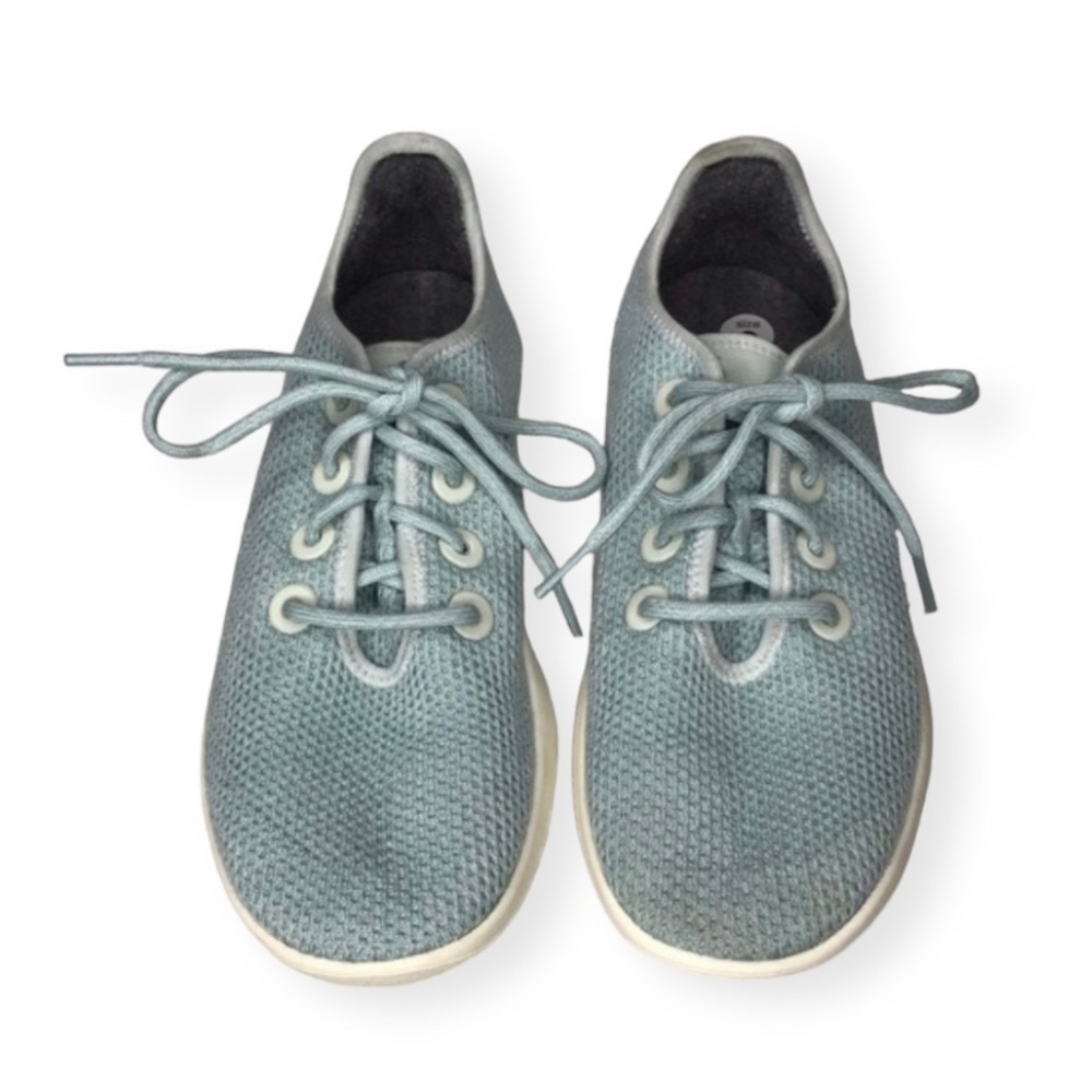 ALLBIRDS Tree Runner Sneaker in Clarity Blue.